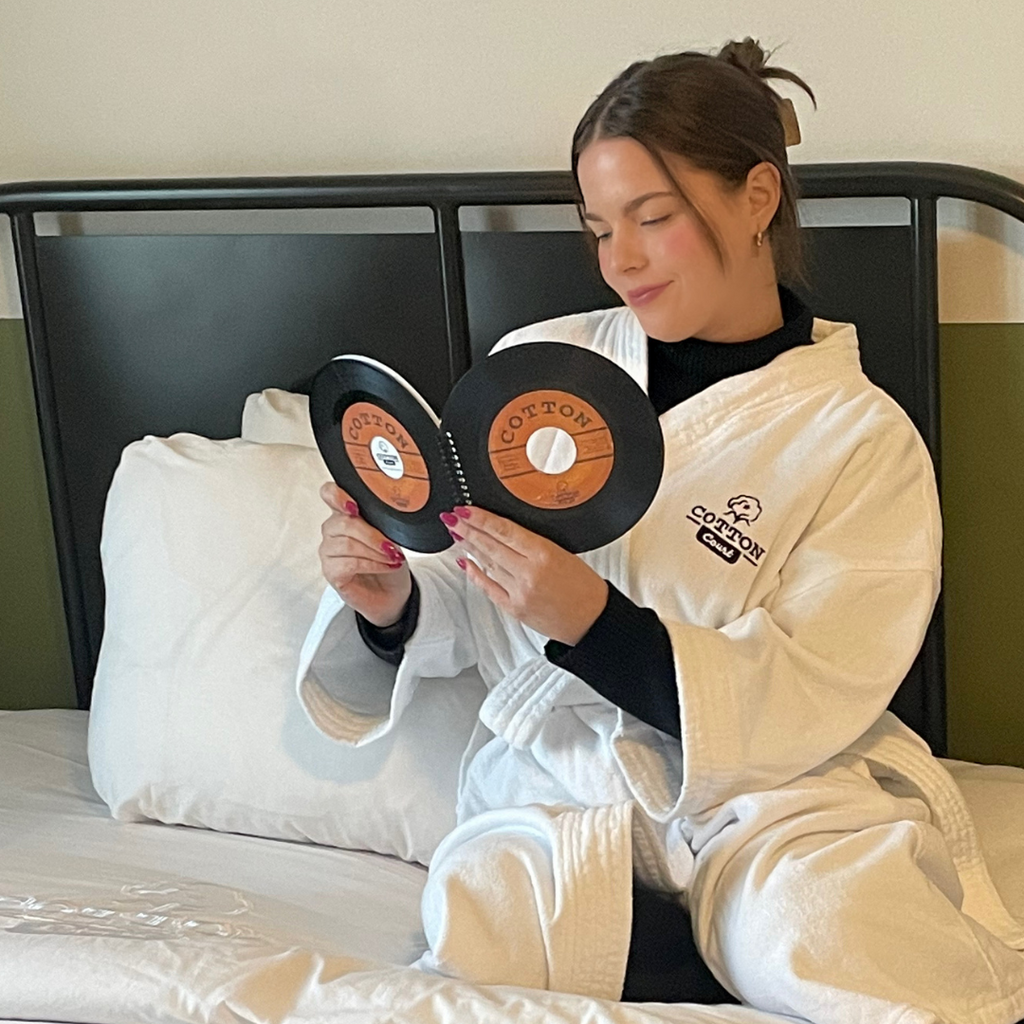 Cotton Court Hotel Guest in Robe